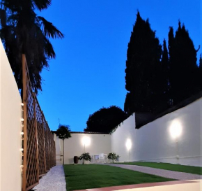 Movie Star Apartment with garden, Florence